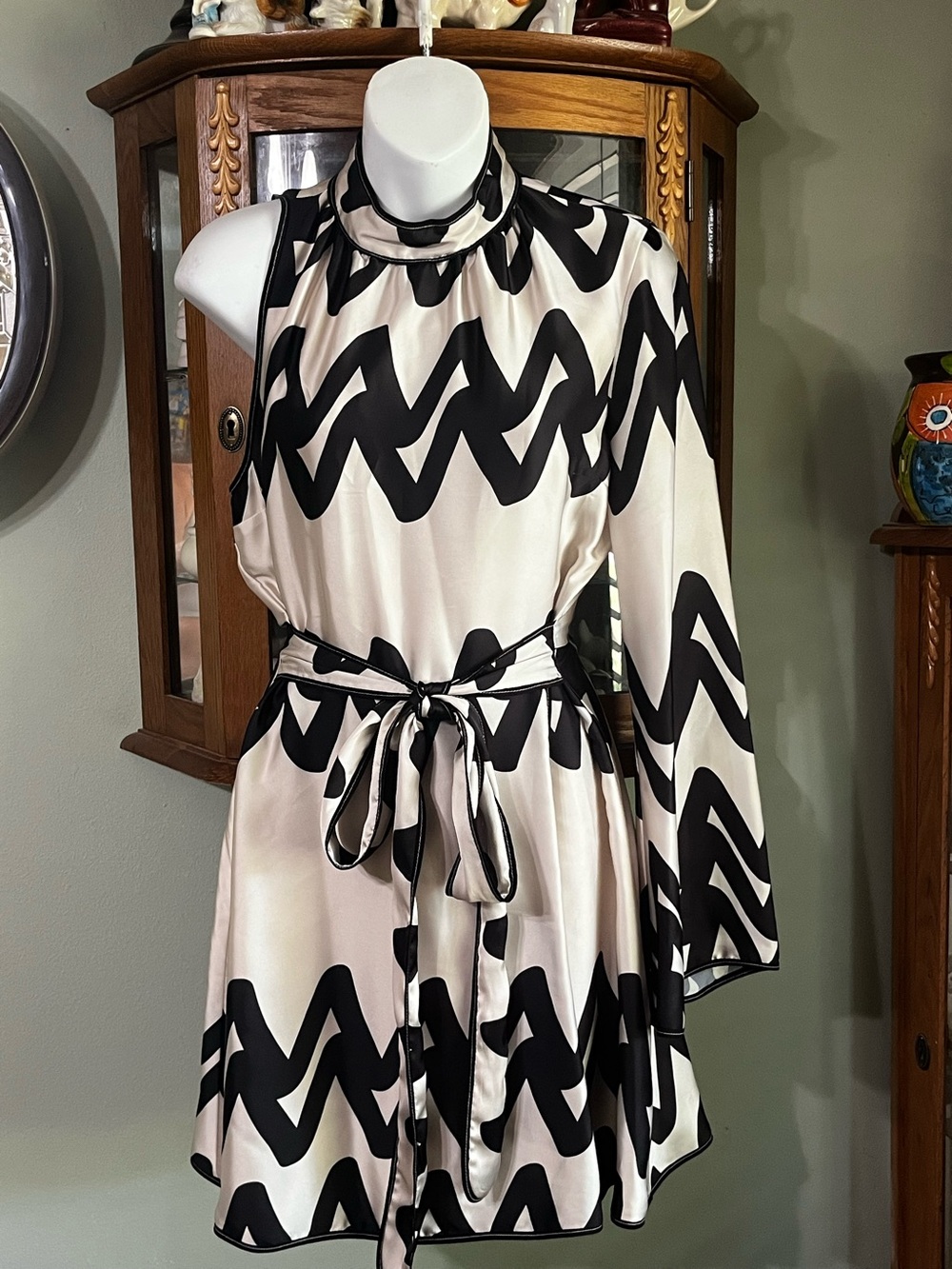 Alexis One shoulder Mini Dress Size Medium